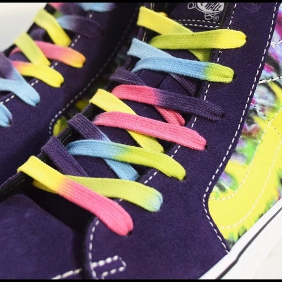 Vans - Picture 3 of 8